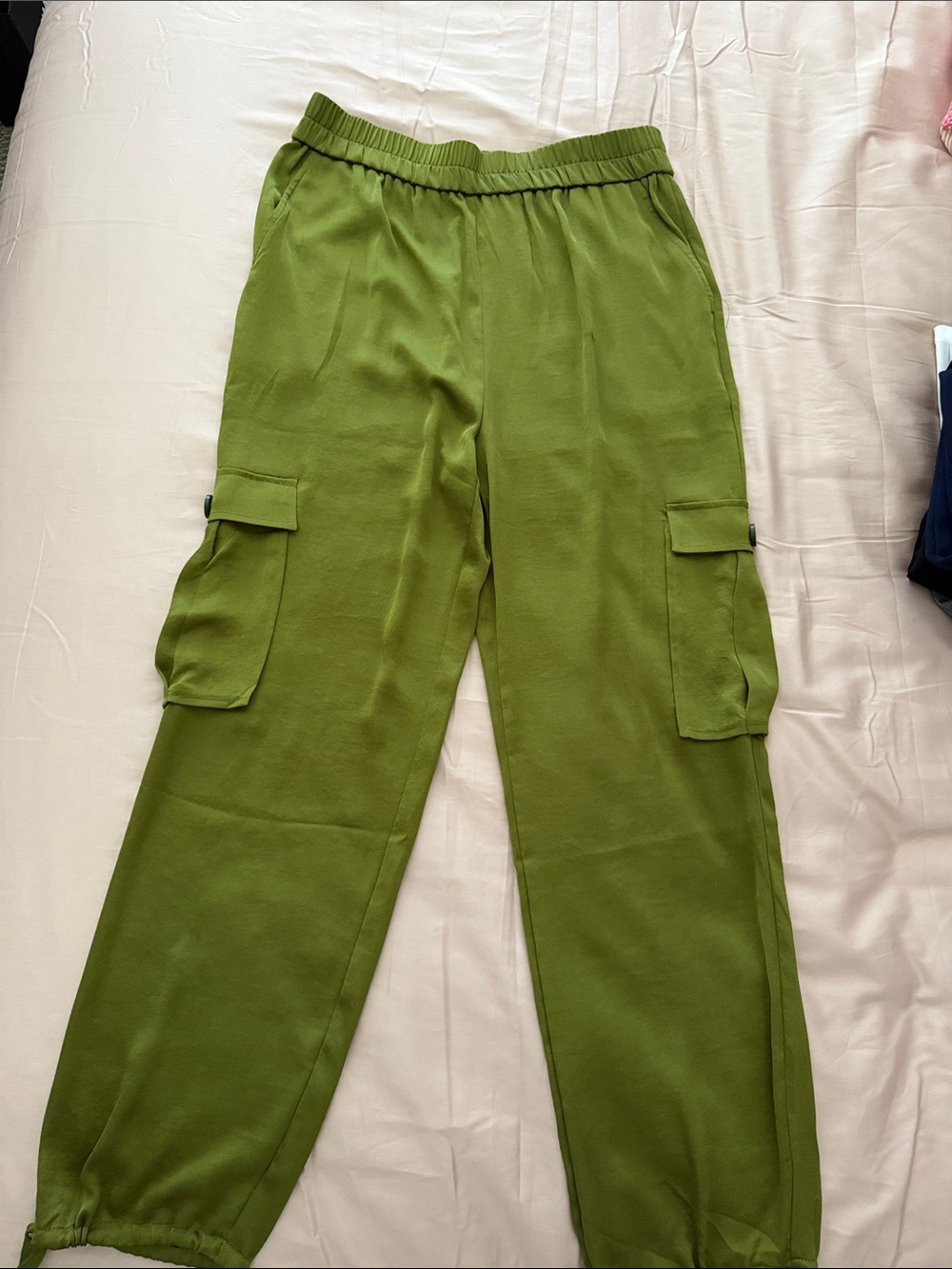 Open Edit- Women’s Olive Cargo Jogger Capris with Elastic Waist